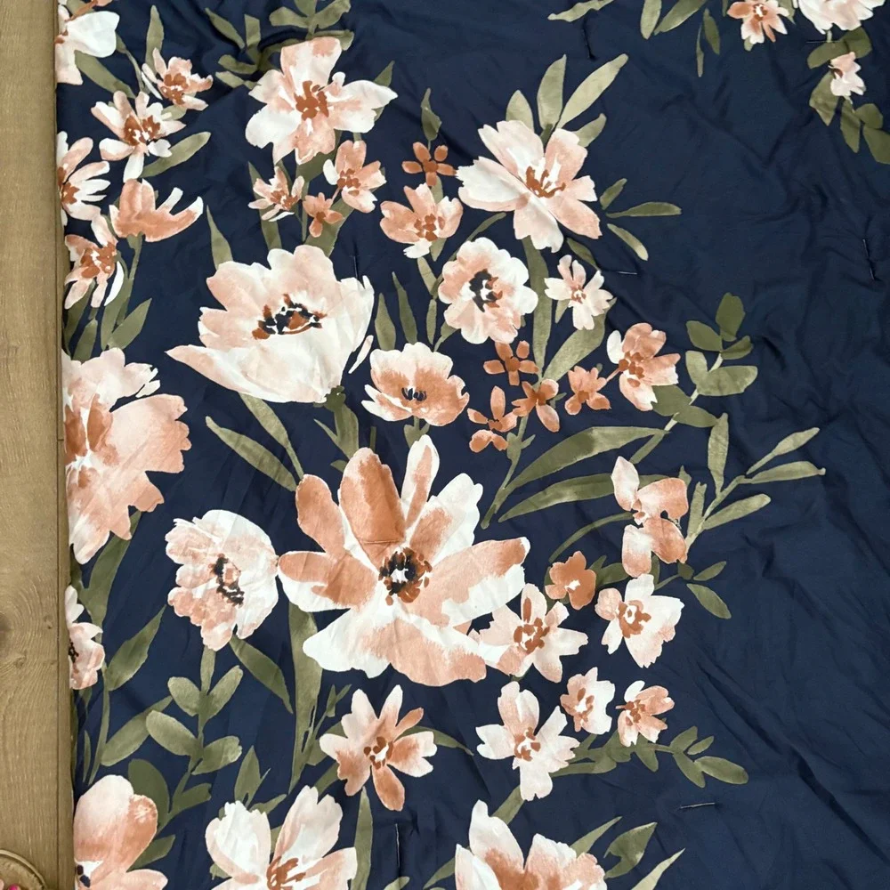 Navy Blue  Pink Floral King Comforter Polyester Peach Cream 108x94 Reversible